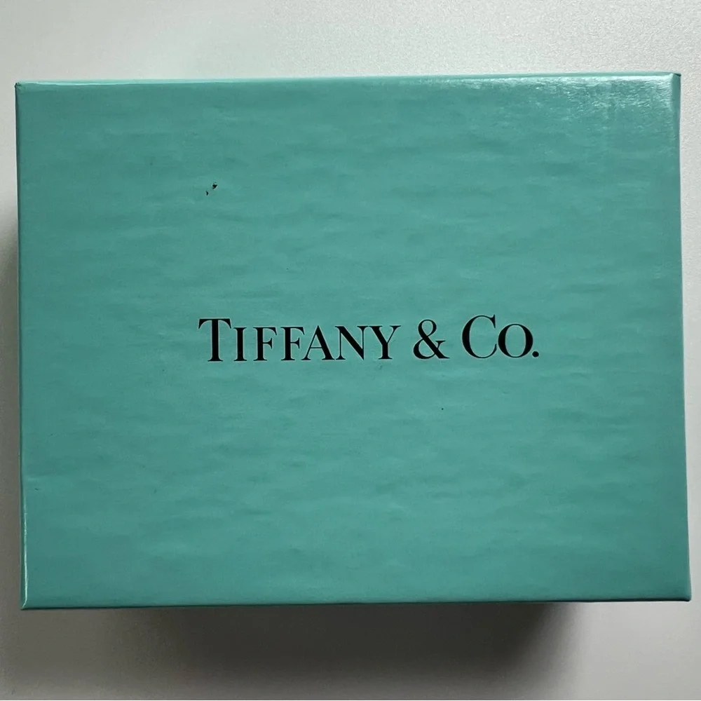 TIFFANY & CO. Empty Jewelry Box With Original Padding Early 2000s Tiffany Blue